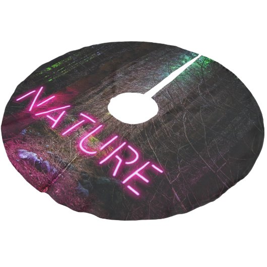 Mysterious spruce forest natuur neon magenta-teken kerstboom rok (Gekanteld)