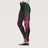 Mysterious spruce forest natuur neon magenta-teken leggings (Links)