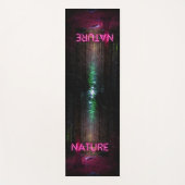 Mysterious spruce forest natuur neon magenta-teken yogamat (Voorkant)
