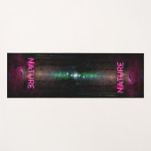 Mysterious spruce forest natuur neon magenta-teken yogamat (Voorkant (horizontaal))