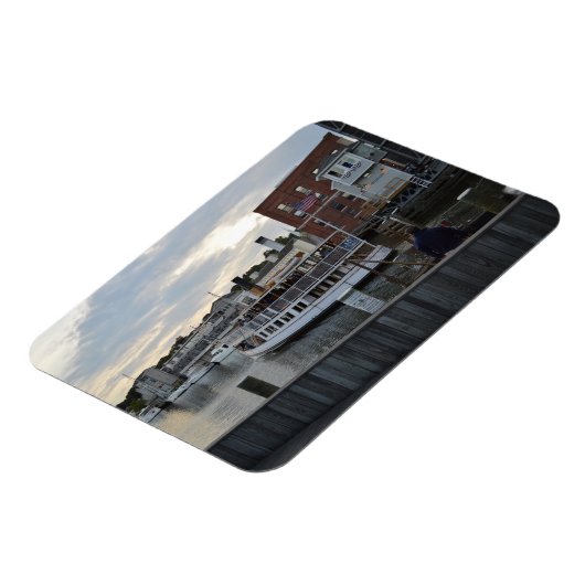 Mystic Ferry Magneet (Linkerzijde)