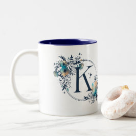 Mystic Floral Monogram Initiaal - Letter K Tweekleurige Koffiemok