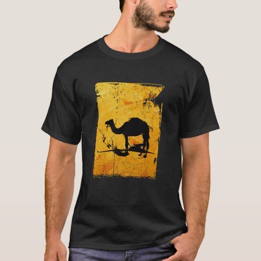 Mystic Millie Camel T-Shirt (Voorkant)