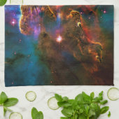 Mystic Mountain, Carina Nebula afbeelding Theedoek (Gevouwen)