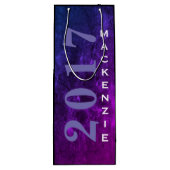 Mystic-Topaz Afstudeerder | Jaar Blauw Roze Paarse Wijn Cadeautas (Achterkant)