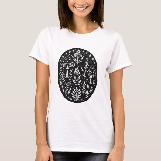 Mystical Boho Mushroom Design – Botanical Folk Art T-shirt (Voorkant)