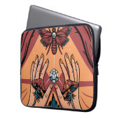 Mystical Hands Offering Fungi to Moth Spirit Laptop Sleeve (Voorkant Links)