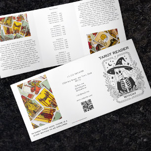 Mystiek gotisch zwart-wit heks tarotontwerp drieluik kaart