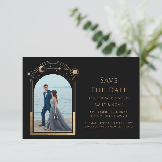 Mystieke Chique Zwart Goud Zon Maan Ster Space Save The Date (Staand voorkant)