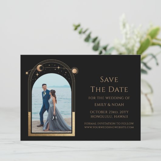 Mystieke Chique Zwart Goud Zon Maan Ster Space Save The Date (Staand voorkant)