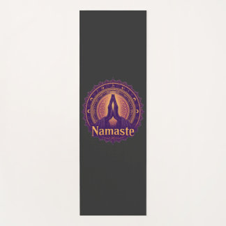 Mystieke Namaste yogamat met biddende handen en Ma