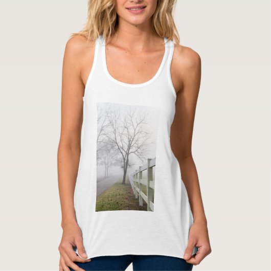 Mystieke Nevelige Ochtend Tanktop (Voorkant)
