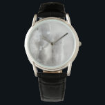 Mystieke objecten - grijs horloge<br><div class="desc">Mystieke objecten III van Joyce Combs. Zacht grijs ontwerp in verschillende tonen.</div>