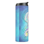 Mystieke pastelvlinder | Eetherische Boho-fantasie Thermosbeker (Gedraaid links)