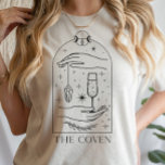 Mystieke Tarot Kaart De Coven Bachelorette Party T-shirt<br><div class="desc">Dit ontwerp is voorzien van een mystiek hemels tarotkaart geïnspireerd ontwerp. Bekijk het hele collectie voor meer overeenkomende objecten!</div>