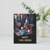 Mystieke Uil Magische Boeken Happy Halloween Feestdagenkaart (Staand voorkant)