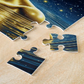 Mystieke vrouw mediteren onder de sterren legpuzzel (Zijkant)