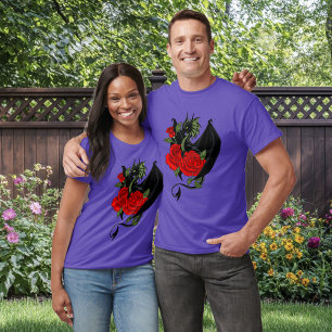 Mystieke Zwarte Draak Rode Rozen Lavendel Gotisch T-shirt