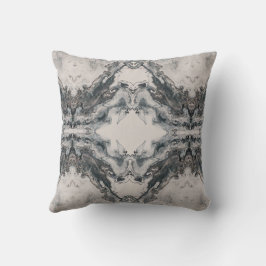 Myth Born of Stone – Symmetric Darkscape Kussen