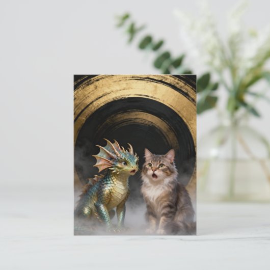 Mythical Cat-Dragon Creatures Surprised Briefkaart (Staand voorkant)