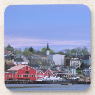 N.A. Canada, Nova Scotia. Een zicht op Lunenburg,  Bier Onderzetter