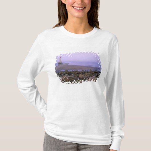 N.A. Canada, Nova Scotia, Shelburne County. T-shirt (Voorkant)