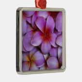 N.A., Verenigde Staten, Maui, Hawaii. Roze Plumeri Metalen Ornament (Rechts)