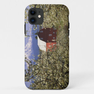 N.A., VS, Oregon, Hood River County. Rood iPhone 11 Hoesje