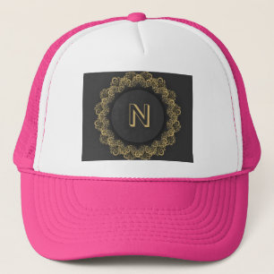 N Letter Initiaal Monogram Cirkel Heet Roze Kleur Trucker Pet