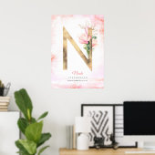 N Letter Monogram Gold Leaves Pink Magnolia Floral Poster (Thuiskantoor)