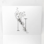 'N' Monogram Beauful Sketched Floral Wedding Drieluik Uitnodiging (Binnenzijde eerst)