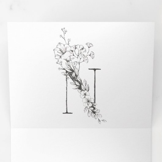'N' Monogram Beauful Sketched Floral Wedding Drieluik Uitnodiging (Binnenzijde eerst)