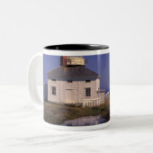 NA, Canada, Newfoundland, Cape Spear. oude cape Tweekleurige Koffiemok (Voorkant links)