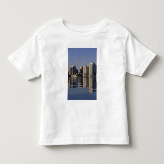 NA, Canada, Nova Scotia, Halifax. Halifax Kinder Shirts (Voorkant)
