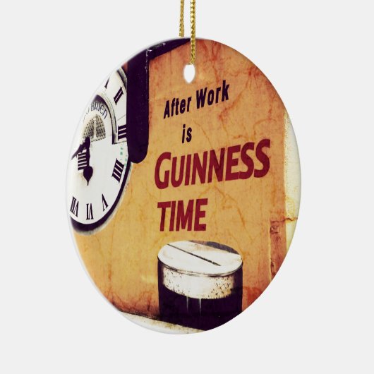 Na het werk keramisch ornament (Rechts)