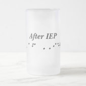 Na Mok van IEP Beer (Center)