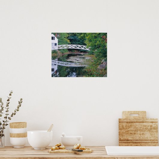 NA, VS, Maine. Brug over vijver in Somesville. Poster (Keuken)