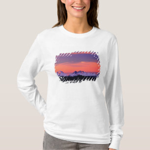 NA, VS, Oregon, The Three Sisters Mountains T-shirt