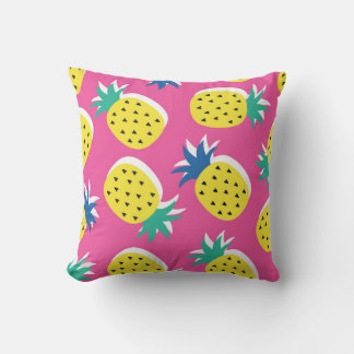 naadloos anananasappelfruitgekleurd kleurpatroon.  kussen