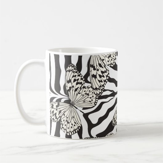 Naadloos multicolor vlinderpatroon. B Koffiemok (Links)