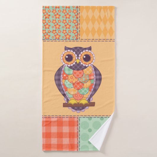 Naadloos patchwork-uil patroon. achtergrond badhanddoek (Badhanddoek)