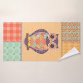 Naadloos patchwork-uil patroon. achtergrond badhanddoek (Badhanddoek)