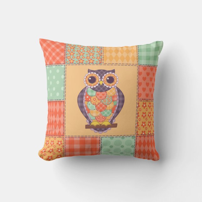 Naadloos patchwork-uil patroon.  achtergrond kussen (Voorkant)
