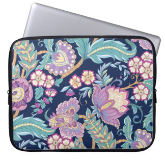 Naadloos patroon met gestileerde sierbloemen laptop sleeve
