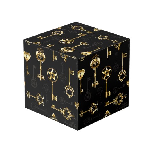 Naadloos patroon met gouden sleutels kubus (Achter hoekig)