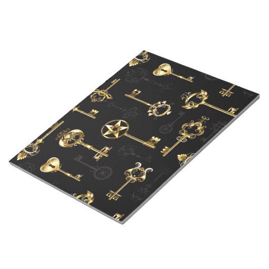 Naadloos patroon met gouden sleutels notitieblok (Schuin)