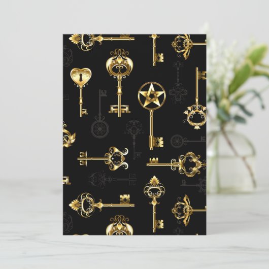 Naadloos patroon met gouden sleutels save the date (Staand voorkant)