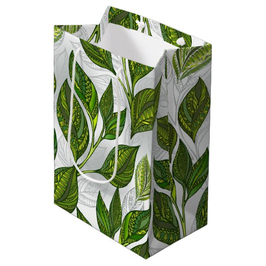 Naadloos patroon met groene theelbladeren medium cadeauzakje (Voorkant Gekanteld)
