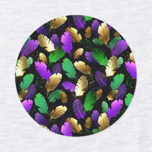 Naadloos patroon met Mardi Gras-veren Labels