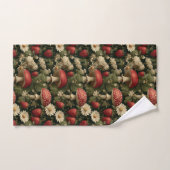 Naadloos patroon met rode vliegenzwam en bloemen bad handdoek (Handdoek)
